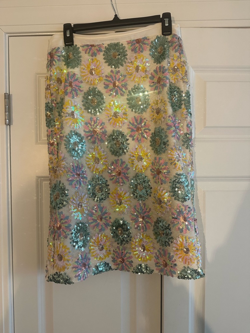 J Crew Sequined Floral Pencil Skirt in Multi-Color size 6